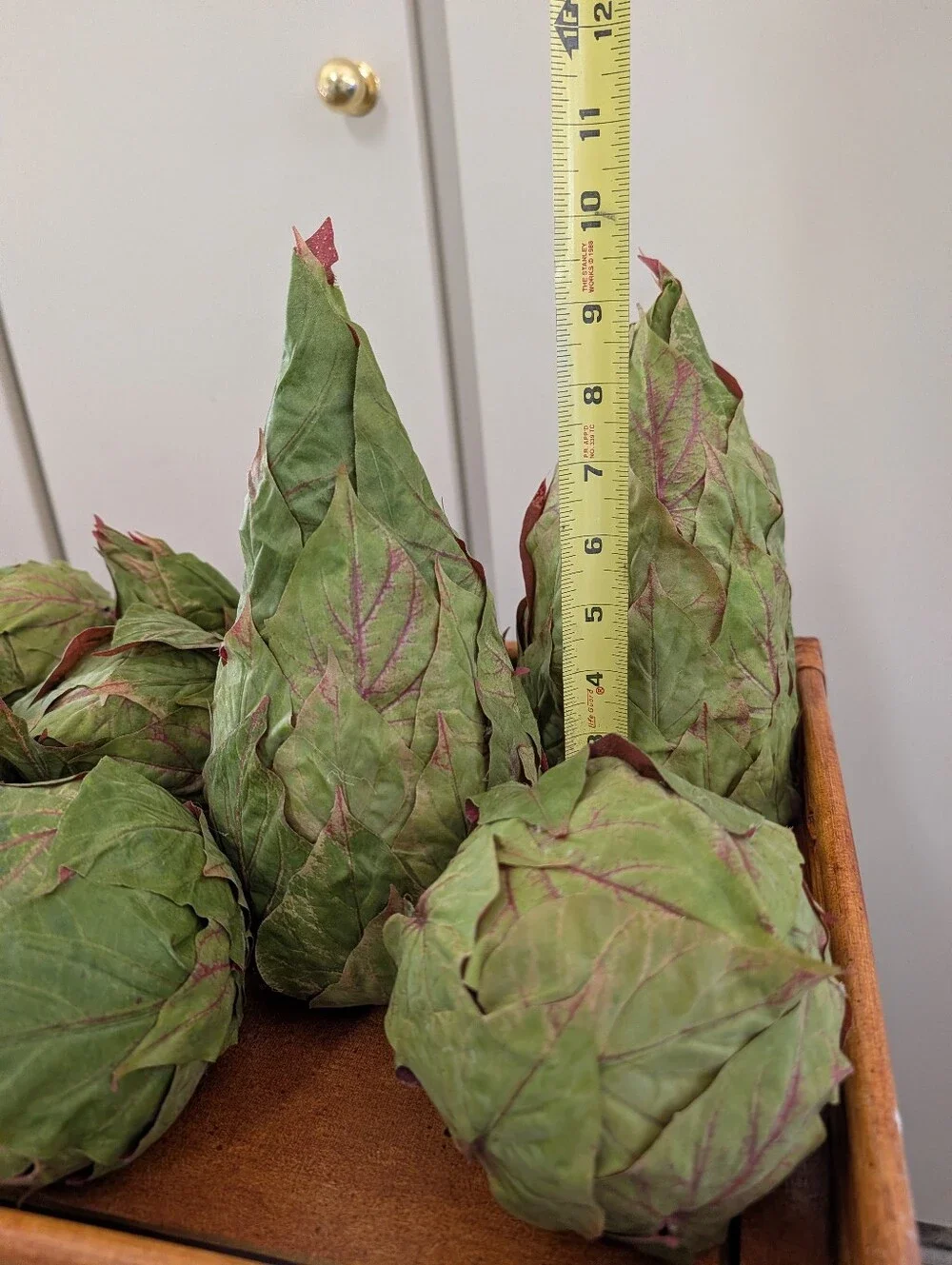 DECORATIVE LEAF BALLS fake lettuce